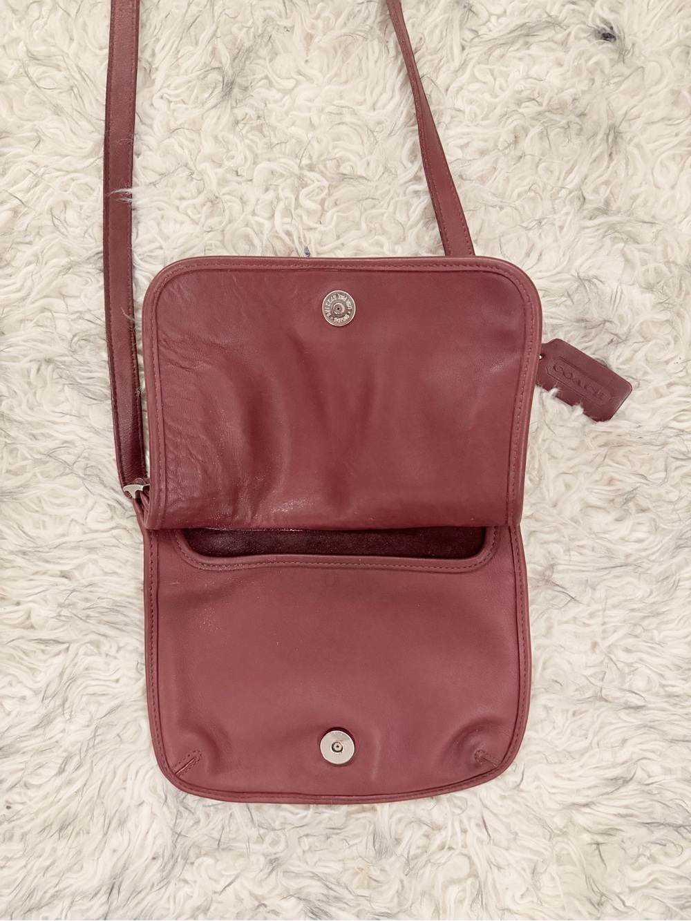 Vintage Coach ‘Mini Hippie’ Bag - Maroon - Picture 3 of 4